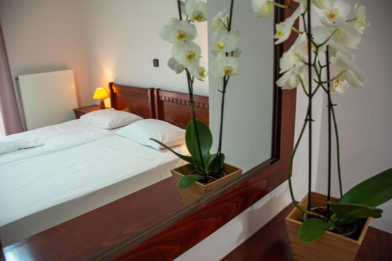 Mokos Rooms Perdika  Luaran gambar